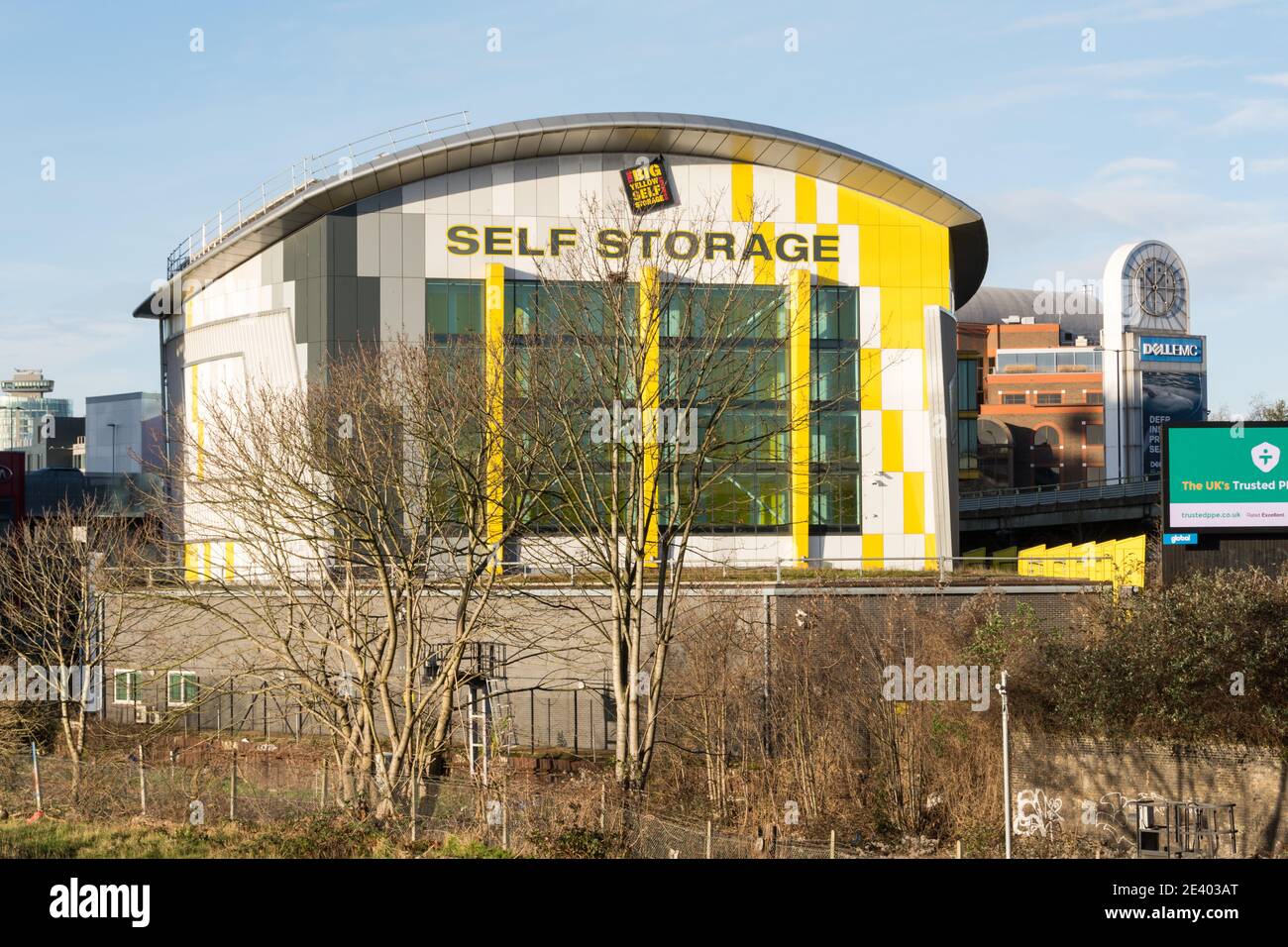 Big Yellow Self Storage Chiswick, Londra, Regno Unito Foto Stock