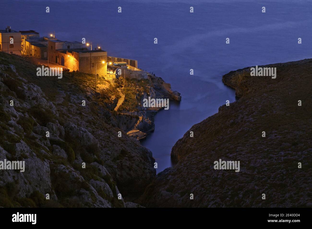 Mare Mediterraneo nei pressi di Zurrieq. Malta Foto Stock