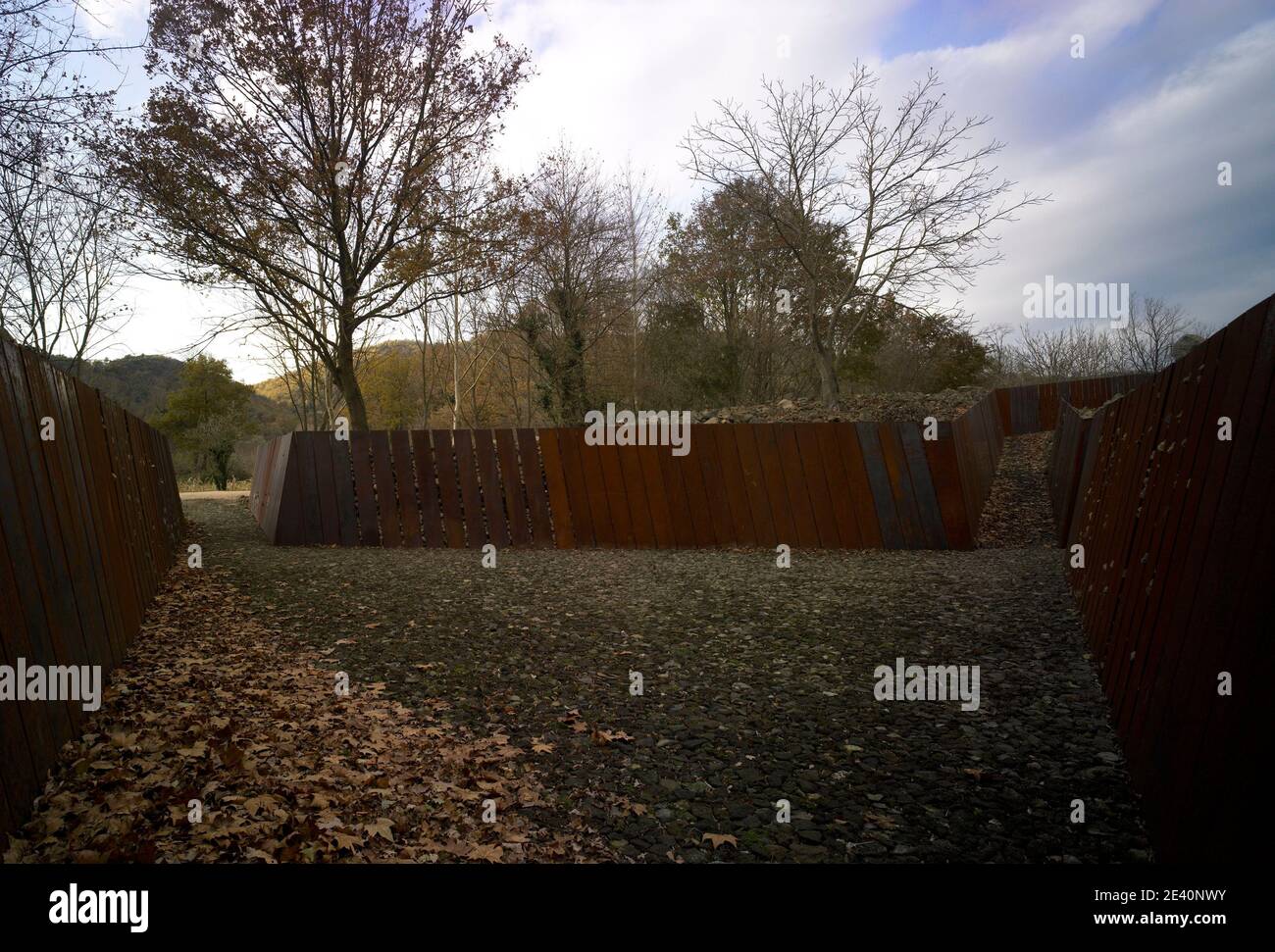 Parc de la Pedra Tosca - RCR arquitectes Aranda, Pigem Vilalta, Olot 2004 percorso didattico, percorso naturalistico, itinerario did‡ctico, landschaft, Countrisi Foto Stock