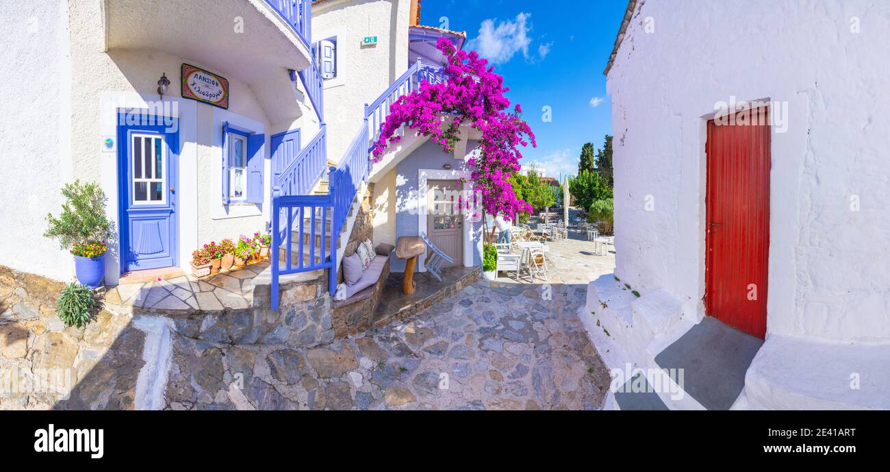 Il vecchio villaggio di Chora nell'isola di Alonnisos, Grecia. Foto Stock