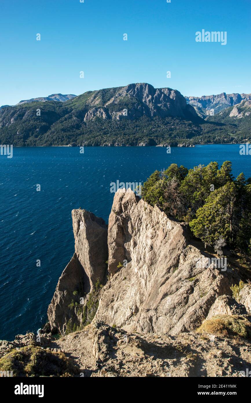 Vista del paesaggio della Patagonia, Argentina, sul lago Traful Foto Stock