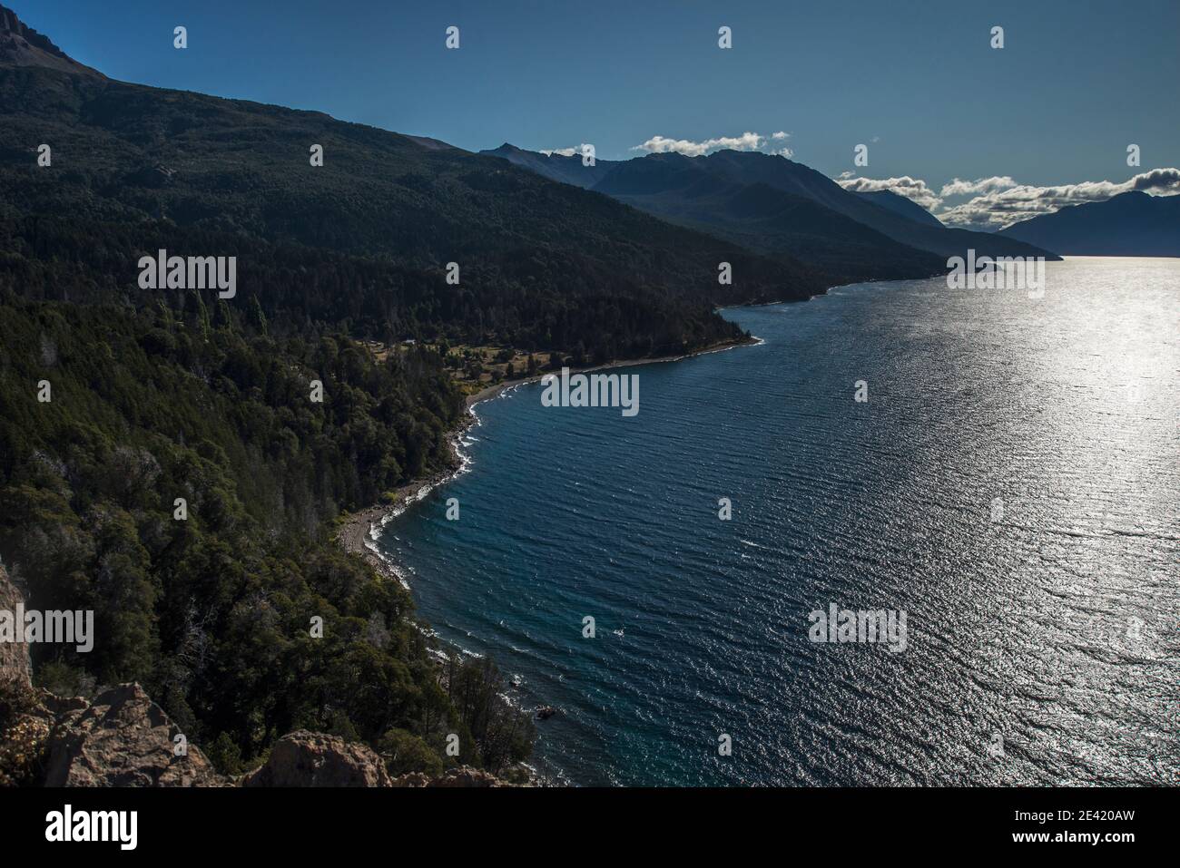 Vista del paesaggio della Patagonia, Argentina, sul lago Traful Foto Stock