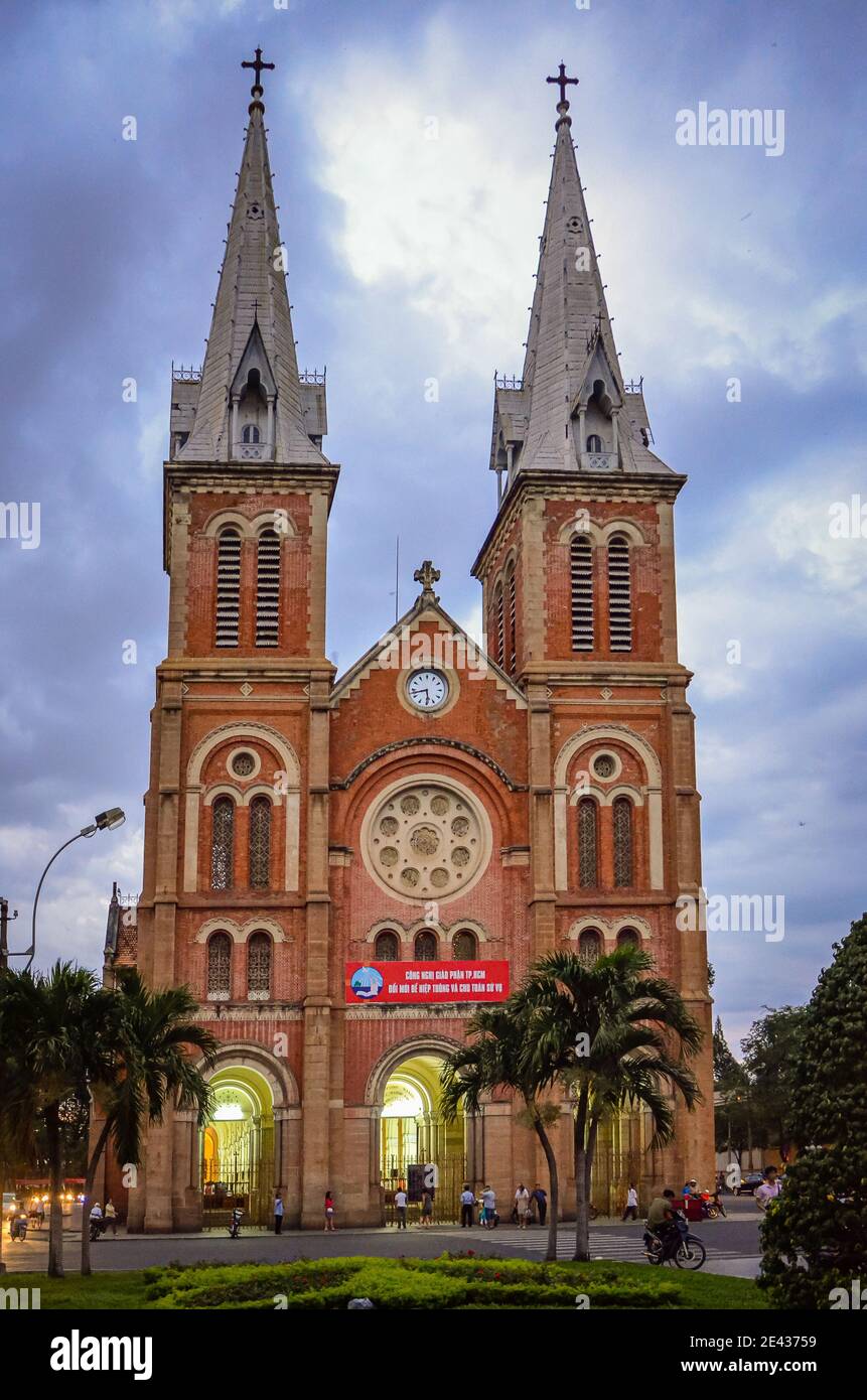 La cattedrale di Notre Dame, la città di Ho Chi Minh (Saigon), Vietnam Foto Stock
