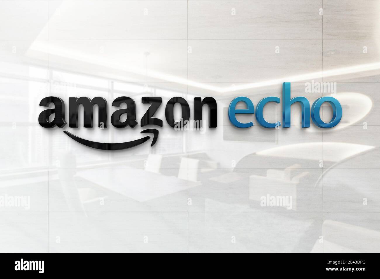 logo amazon echo sulla placca da parete riflettente per le aziende Foto Stock