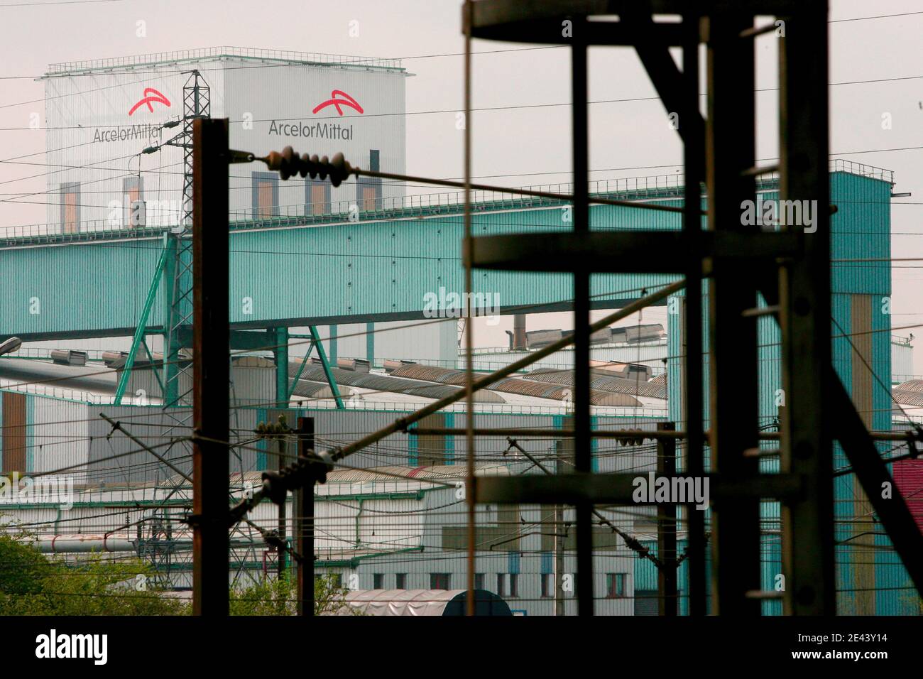 Illustrazione dello stabilimento di Arcelor-Mittal e della sede centrale di Florande, Francia orientale, il 9 aprile 2009. Foto di Mathieu Cugnot/ABACAPRESS.COM Foto Stock