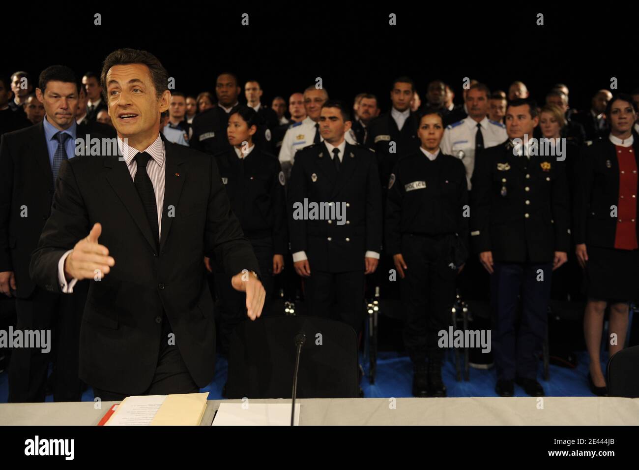 Il presidente francese Nicolas Sarkozy partecipa ad una conferenza in occasione di una visita dedicata alla sicurezza a Nizza, nel sud della Francia, il 21 2009 aprile. Foto di Mehdi Taamallah/ABACAPRESS.COM Foto Stock