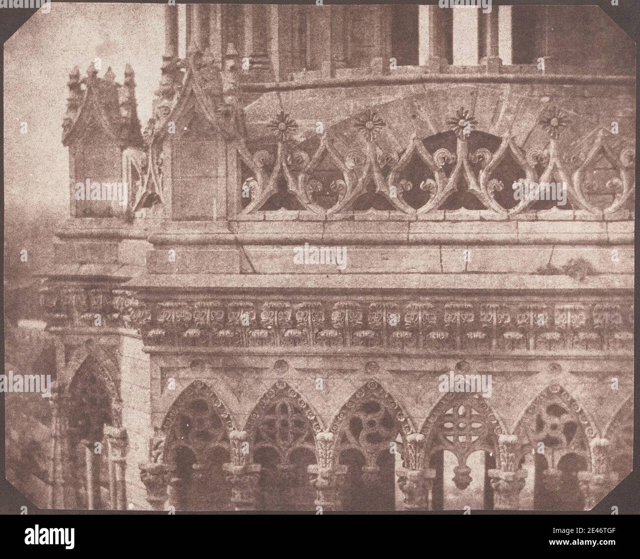 William Henry Fox Talbot, 1800–1877, inglese, Detail of a Tower, Orleans Cathedral, 1843. La stampa su carta salata viene eseguita da un negativo su carta sottile, liscia e color crema. Dominio pubblico Foto Stock