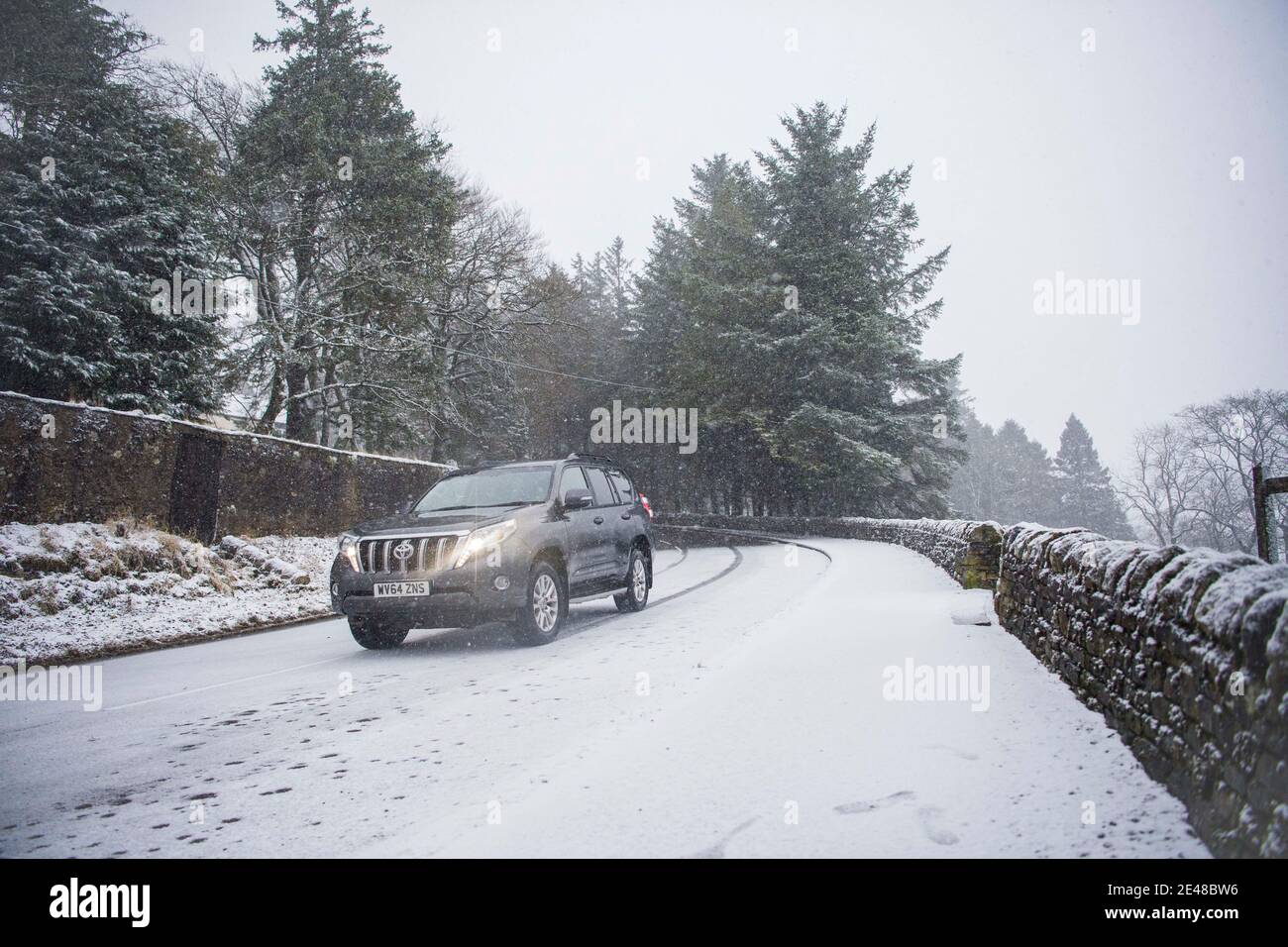 Nenthead, Cumbria UK. Domenica 27 dicembre 2020: Storm Bella ha martoriato parti del Nord Ovest e Cumbria questa mattina con forti venti e forti s Foto Stock