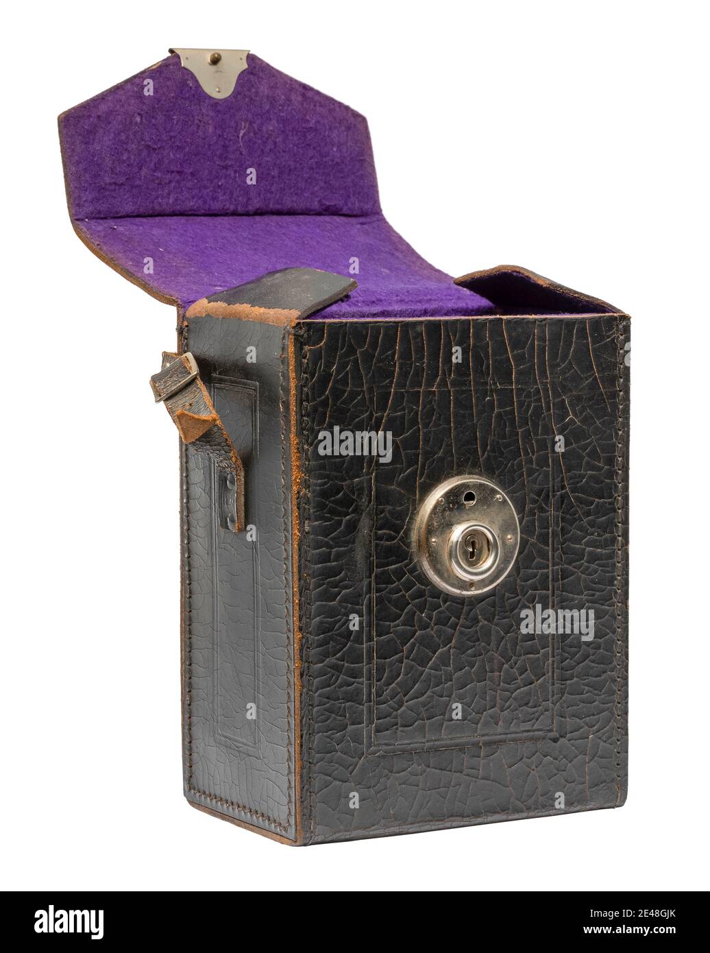 borsa per fotocamera nostalgica isolata nella parte posteriore bianca Foto Stock