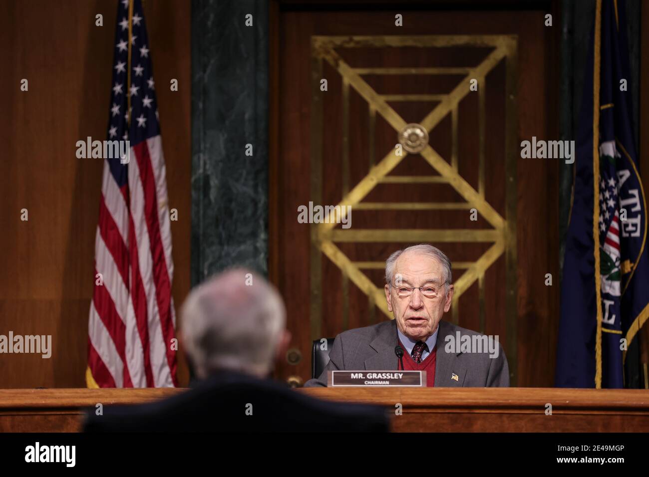 Washington, Stati Uniti. 22 gennaio 2021. Chuck Grassley, R-Iowa, parla durante un incontro d'affari per considerare la nomina di Janet Louise Yellen, della California, a Segretario del Tesoro il Campidoglio degli Stati Uniti il 20 gennaio 2021. (Foto di Oliver Contreras/Sipa USA) Credit: Sipa USA/Alamy Live News Foto Stock