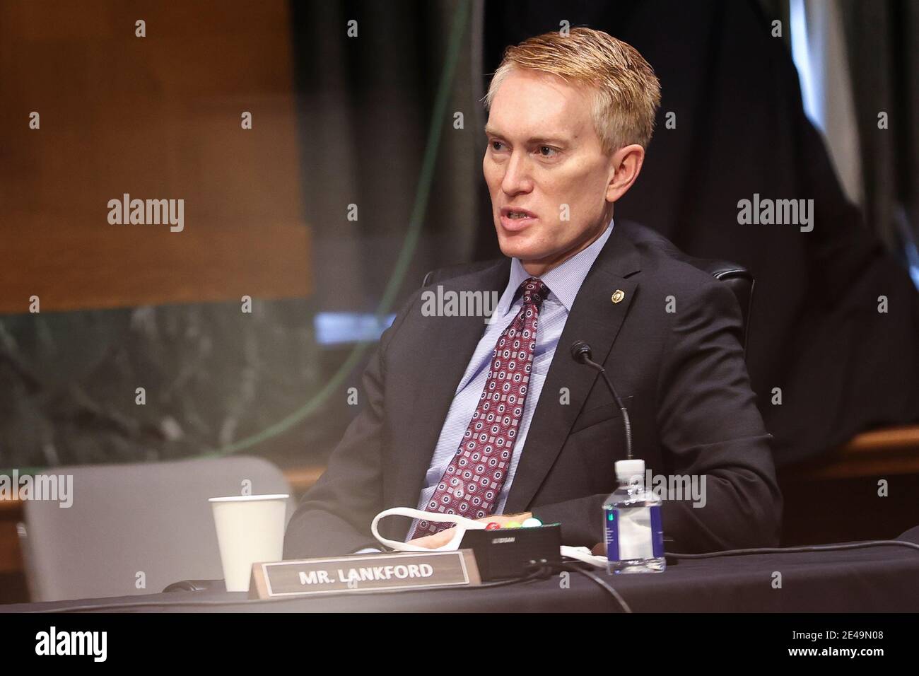 Washington, Stati Uniti. 22 gennaio 2021. Il Sen. James Lankford, R-Okla., parla durante una riunione di affari per considerare la nomina di Janet Louise Yellen, della California, per essere Segretario del Tesoro il Campidoglio degli Stati Uniti il 20 gennaio 2021. (Foto di Oliver Contreras/Sipa USA) Credit: Sipa USA/Alamy Live News Foto Stock