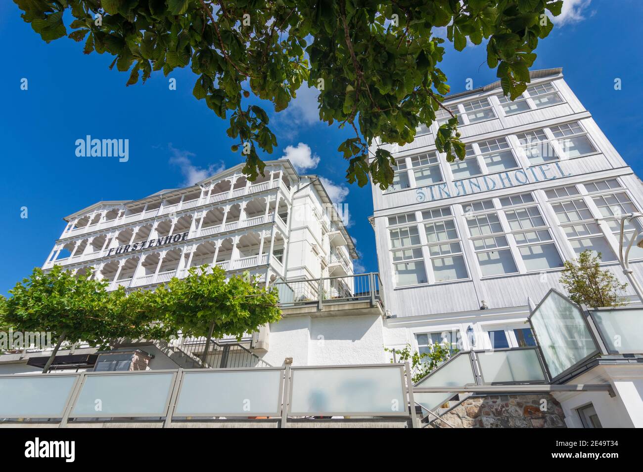 Sassnitz, alberghi Fürstenhof e Strandhotel, Ostsee (Mar Baltico), Isola di Rügen, Meclemburgo-Vorpommern / Meclemburgo-Pomerania occidentale, Germania Foto Stock