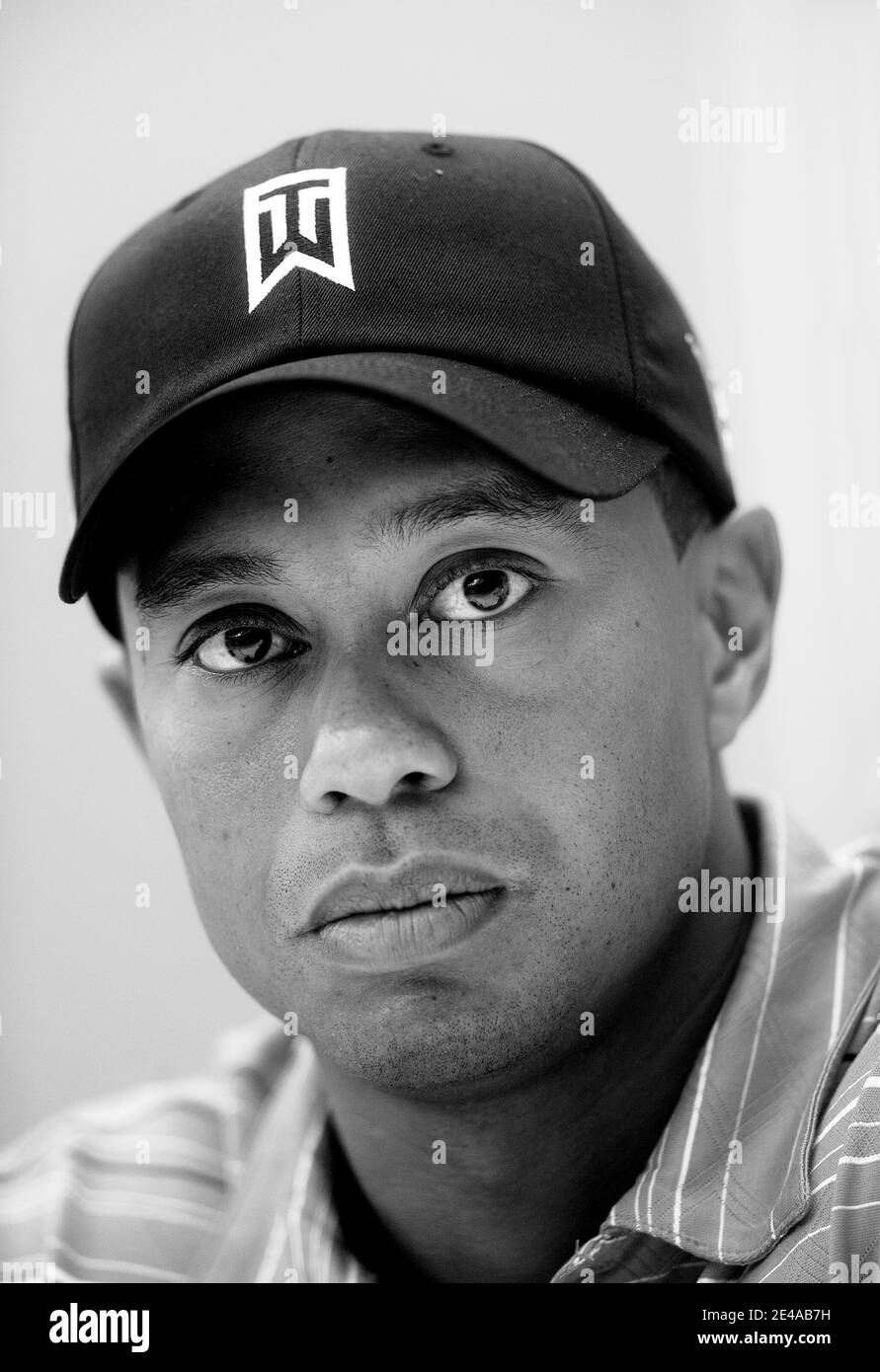 Il golfer Tiger Woods tiene una conferenza stampa per l'anteprima del torneo DI golf AT&T National, ospitato da Tiger Woods al Congressional Country Club di Bethesda, MD, USA il 30 2009 giugno. Foto di Olivier Douliery/ABACAPRESS.COM Foto Stock
