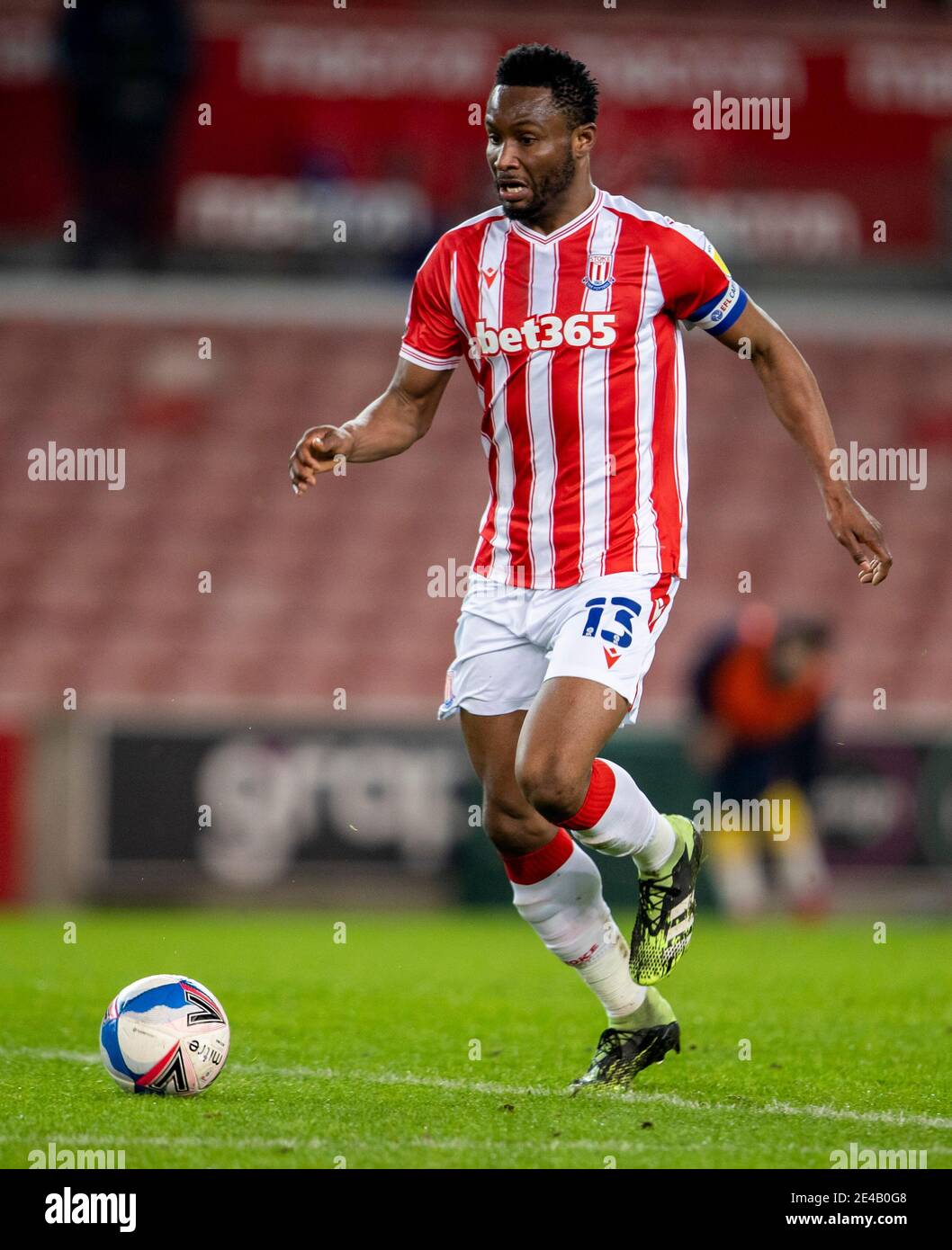 22 gennaio 2021; Bet365 Stadium, Stoke, Staffordshire, Inghilterra; campionato di calcio inglese della lega, Stoke City contro Watford; John OBI Mikel di Stoke City Foto Stock