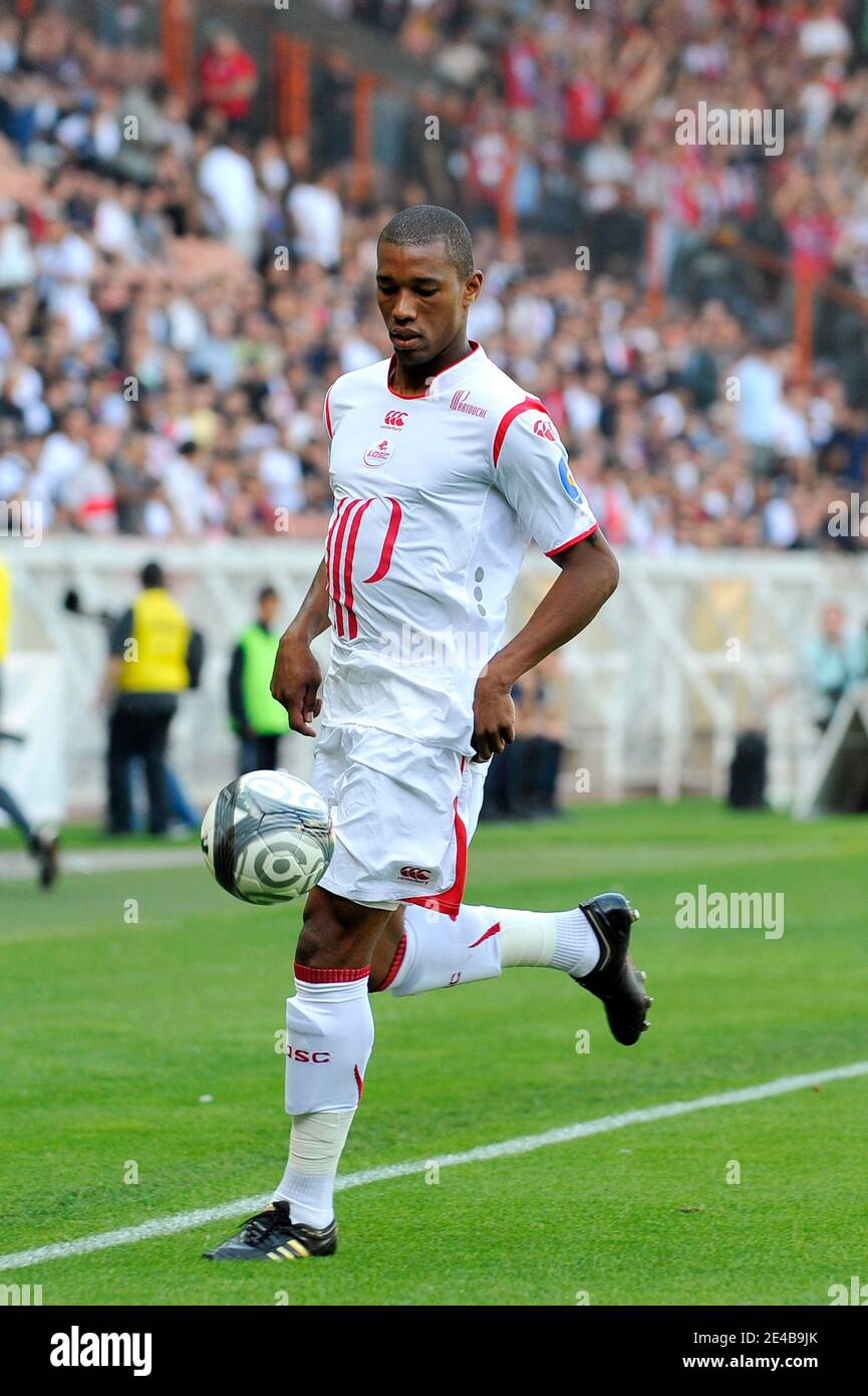 Emerson da Conceicao di Lille durante la prima partita di calcio francese, Paris Saint Germain vs Lille al Parc des Princes di Parigi, Francia, il 30 agosto 2009. PSG ha vinto 3-0. Foto di Stephane Reix/ABACAPRESS.COM Foto Stock