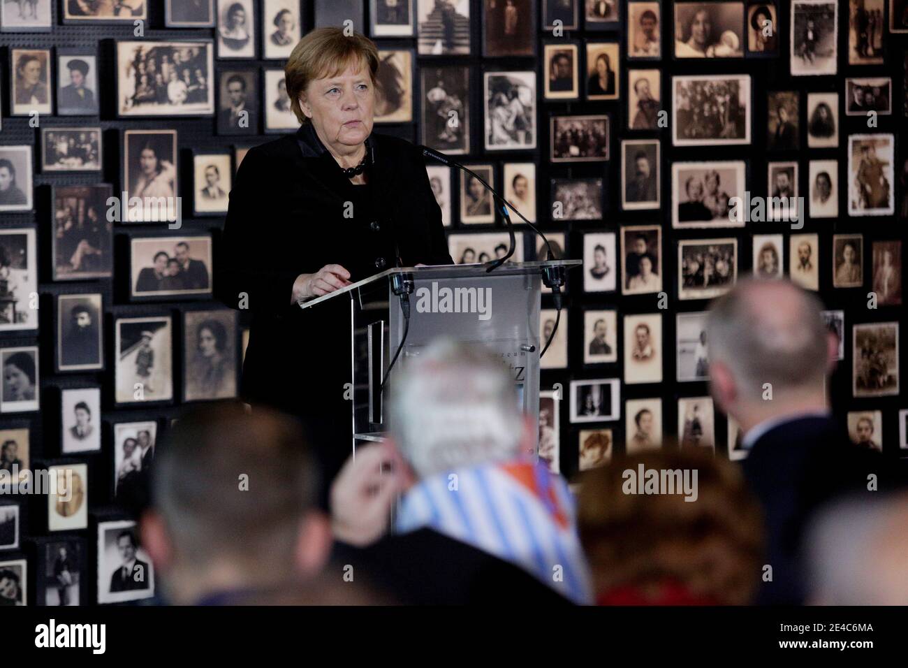 OSWIECIM, POLONIA - 6 DICEMBRE 2019: Visita di Angela Merkel all'ex campo di concentramento nazista Auschwitz-Birkenau. Foto Stock