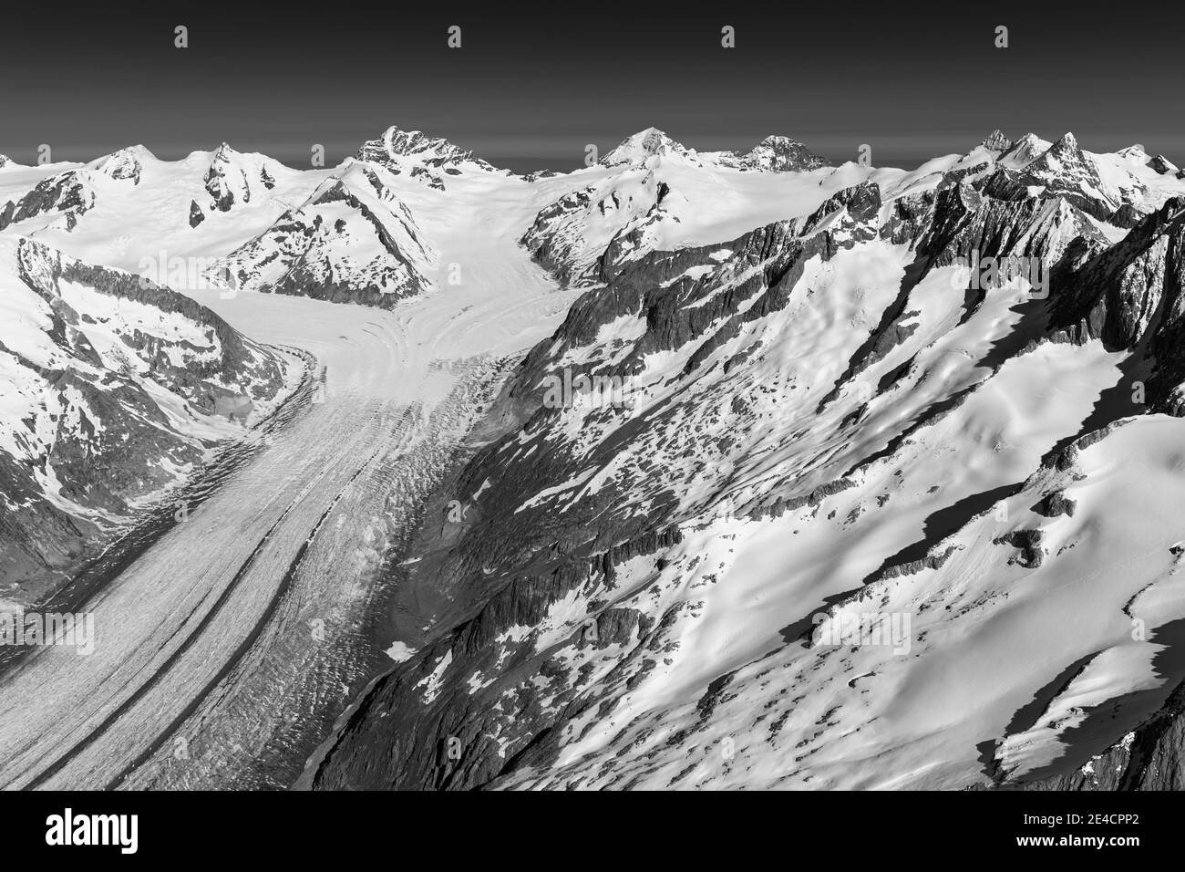 Svizzera, Canton Berna, Alpi Bernesi, Oberland Bernese, ghiacciaio Aletsch con Jungfrau, Jungfraujoch, Mönch e Eiger Foto Stock