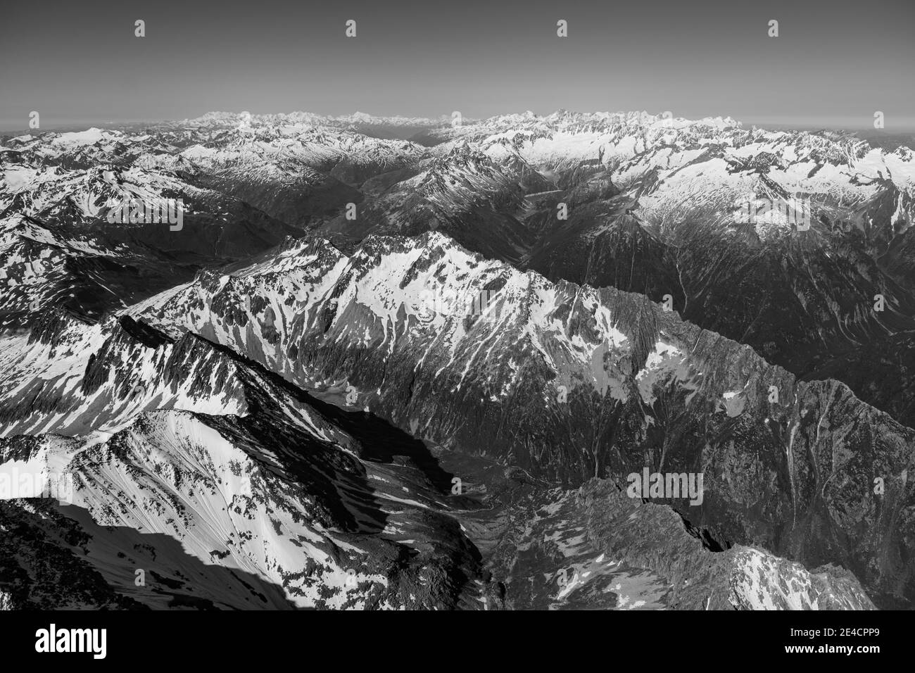 La Svizzera, vista dalle Alpi Glaresi alle Alpi Vallesi e alle Alpi Bernesi Foto Stock