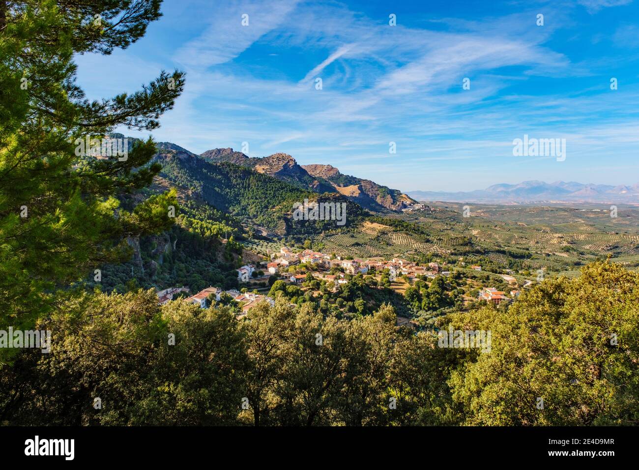 Vista panoramica del Burunchel, Parco Naturale dei Sierras de Cazorla, Segura e Las Villas, provincia di Jaen, Andalusia, Spagna meridionale Europa Foto Stock