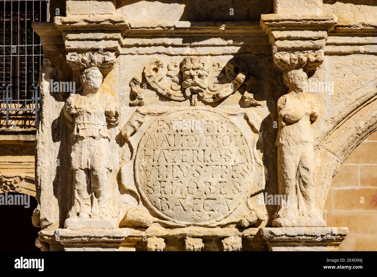 Fuente de Santa Maria in Piazza Santa Maria. Baeza, patrimonio dell'umanità dell'UNESCO. Provincia di Jaen, Andalusia, Spagna meridionale Europa Foto Stock