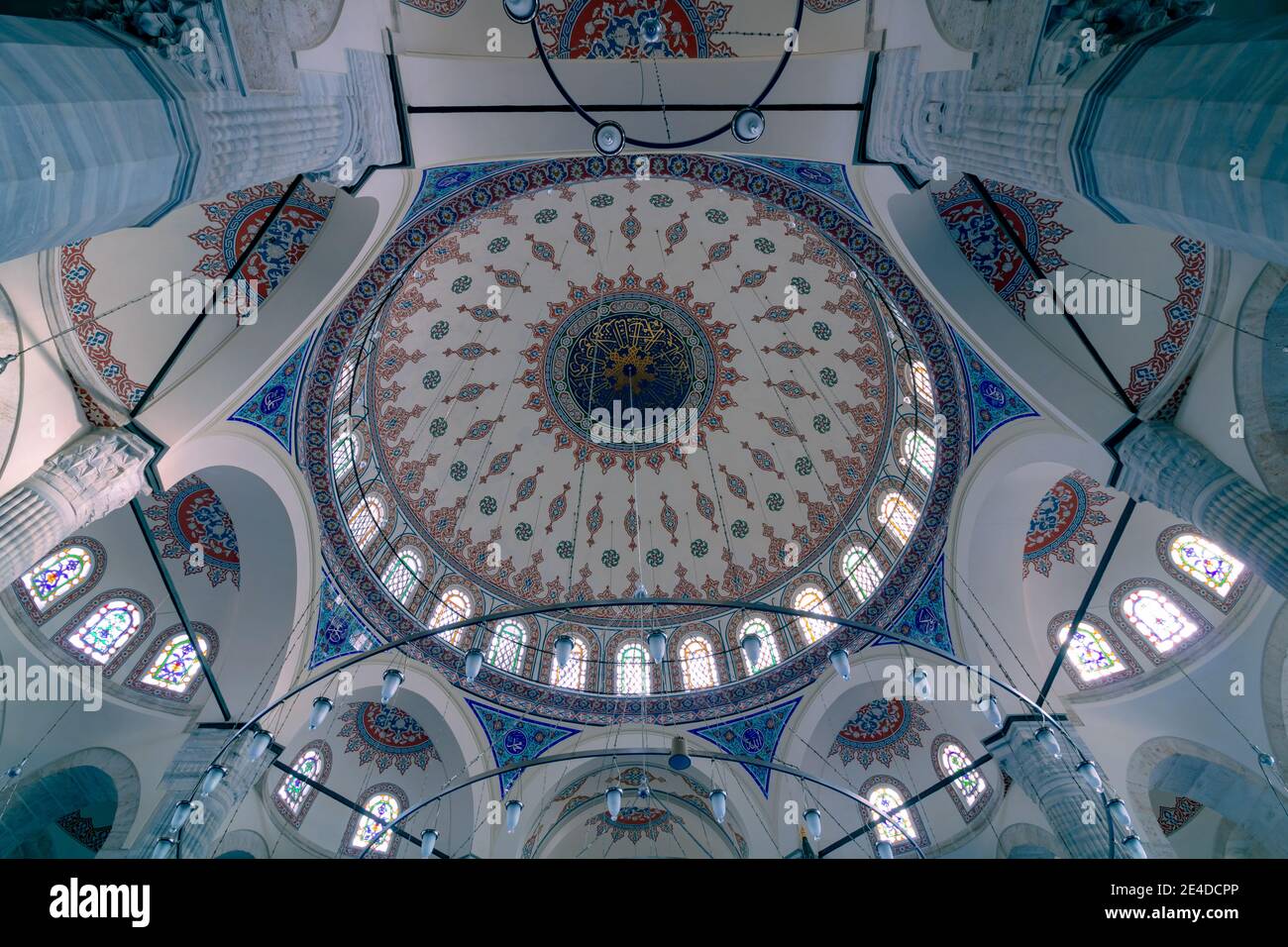 Cupola della Moschea di Sokollu Mehmet Pasa a Beyoglu Istanbul Foto Stock