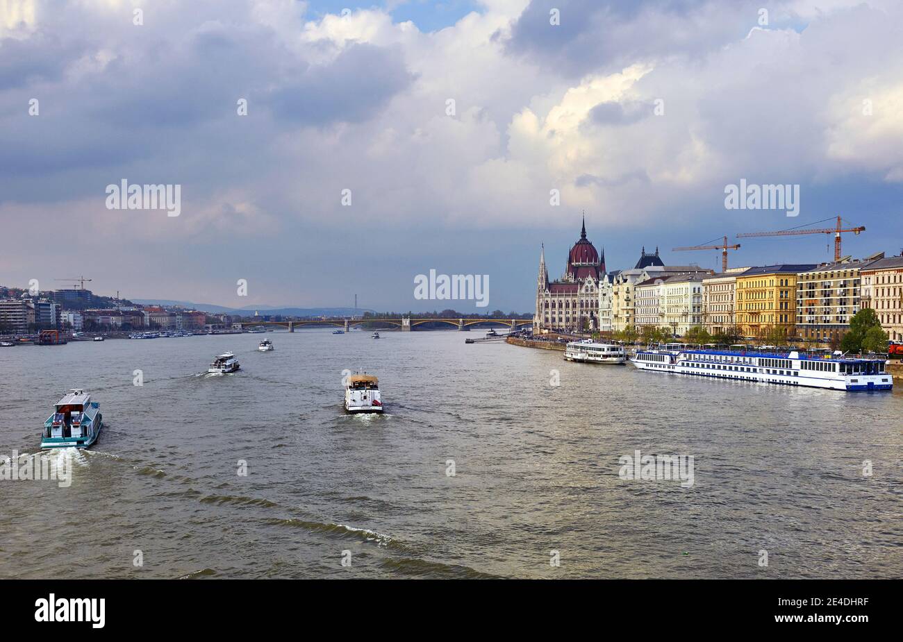 Vista sul Danubio nel centro della città. Budapest, Ungheria Foto Stock