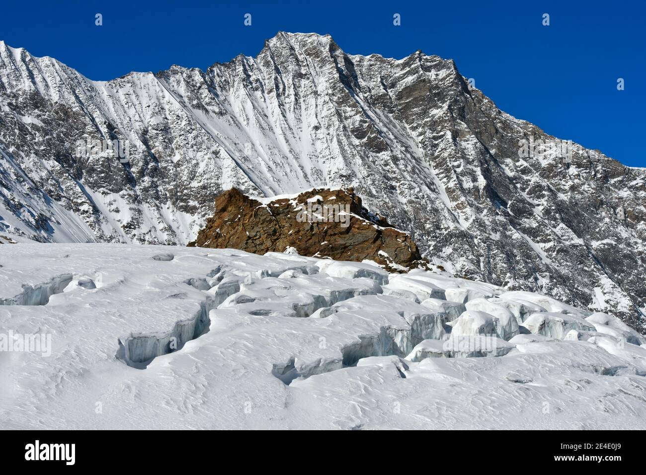 Peak Dom del massiccio del Mischabel, Saas-Fee, Vallese, Svizzera Foto Stock