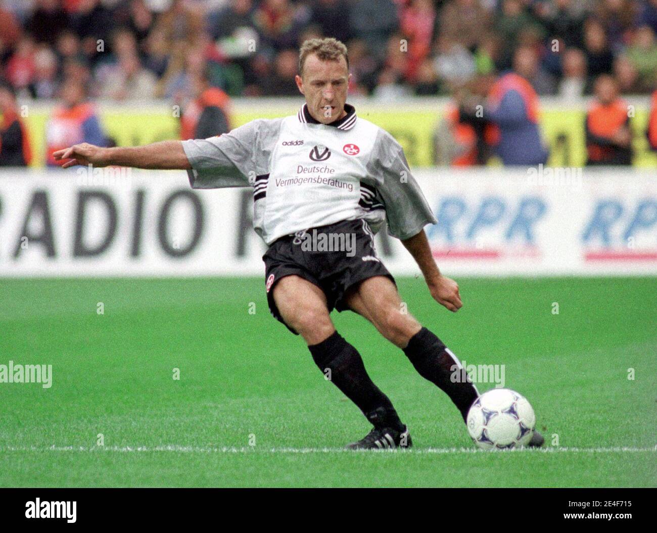 Leverkusen Germania 3.10.1998, Calcio: Bundesliga stagione 1998/99, Bayer 04 Leverkusen (B04) vs 1.FC Kaiserslautern (FCK) 2:2 - Martin WAGNER (FCK) Foto Stock