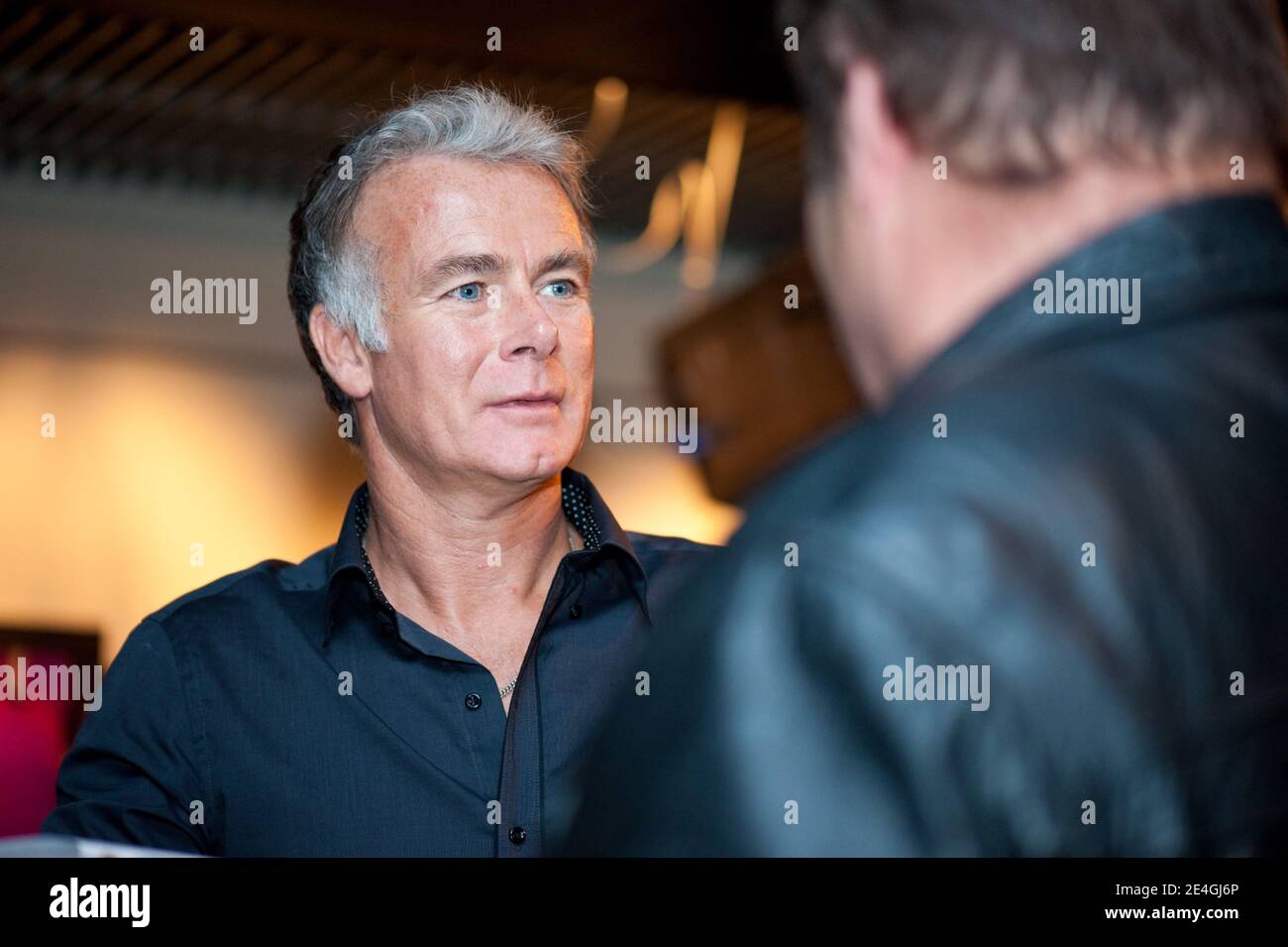 Franck Dubosc fait la promotion de son spectacle 'il Àtait une fois Franck Dubosc' a la Fnac de Toulouse, francia le 14 novembre 2009. Photo Fred Lancelot/ABACAPRESS.COM Foto Stock