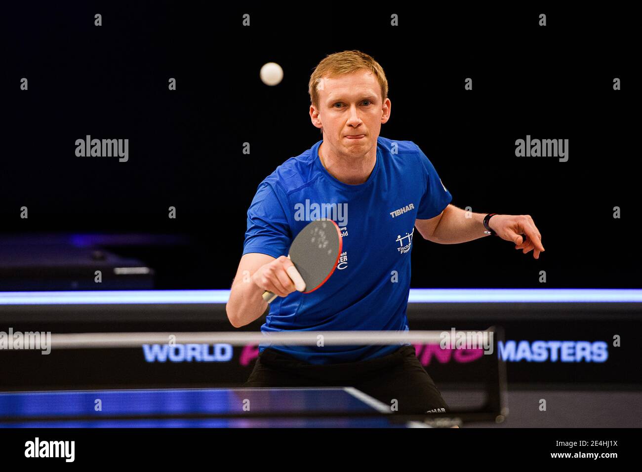 COVENTRY, REGNO UNITO. 24 gennaio 2021. Alexander Flemming (GER) vs Lucian Filimon (ROU) durante il 2021 World Ping Pong Masters alla Ricoh Arena Domenica 24 Gennaio 2021 a COVENTRY, INGHILTERRA. Credit: Taka G Wu/Alamy Live News Foto Stock