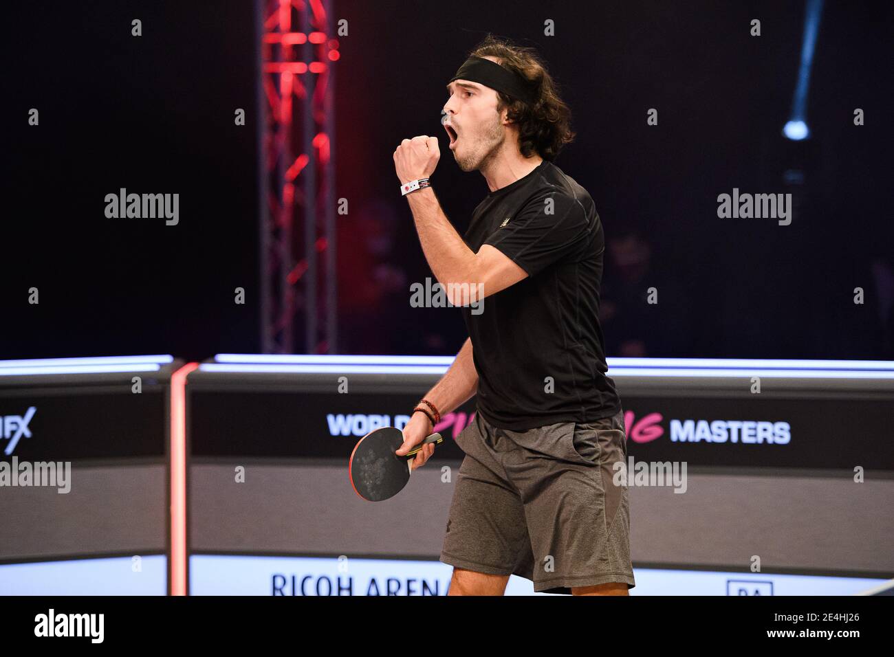 COVENTRY, REGNO UNITO. 23 gennaio 2021. Paul McCreery (NI) contro Marc Duran (ESP) durante il 2021 World Ping Pong Masters alla Ricoh Arena sabato 23 gennaio 2021 a COVENTRY, INGHILTERRA. Credit: Taka G Wu/Alamy Live News Foto Stock