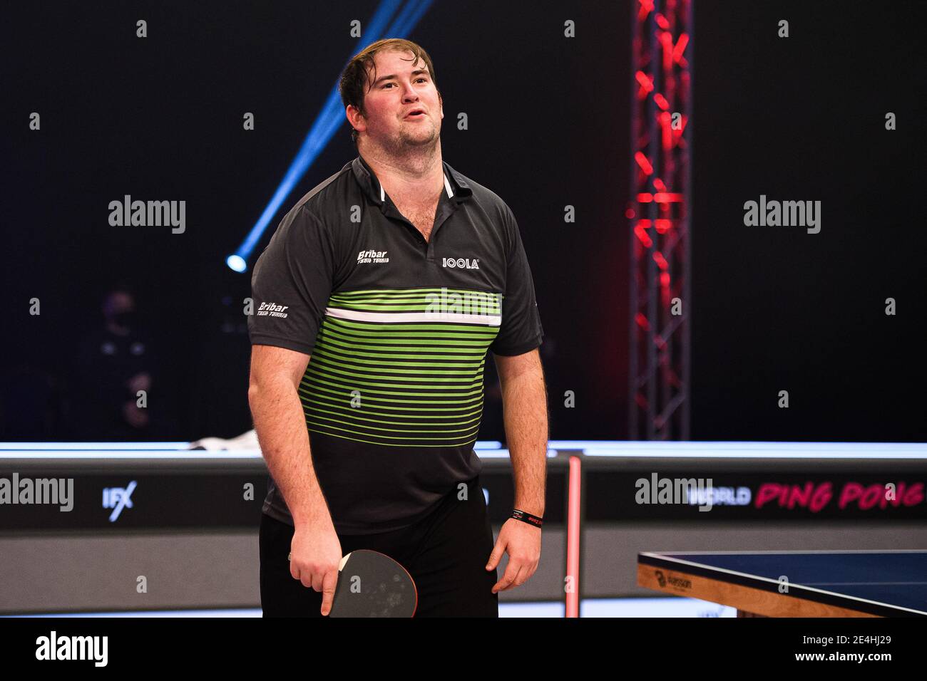 COVENTRY, REGNO UNITO. 23 gennaio 2021. Chris Doran (ENG) vs Tomas Mikutis (LTU) durante il 2021 World Ping Pong Masters alla Ricoh Arena sabato 23 gennaio 2021 a COVENTRY, INGHILTERRA. Credit: Taka G Wu/Alamy Live News Foto Stock