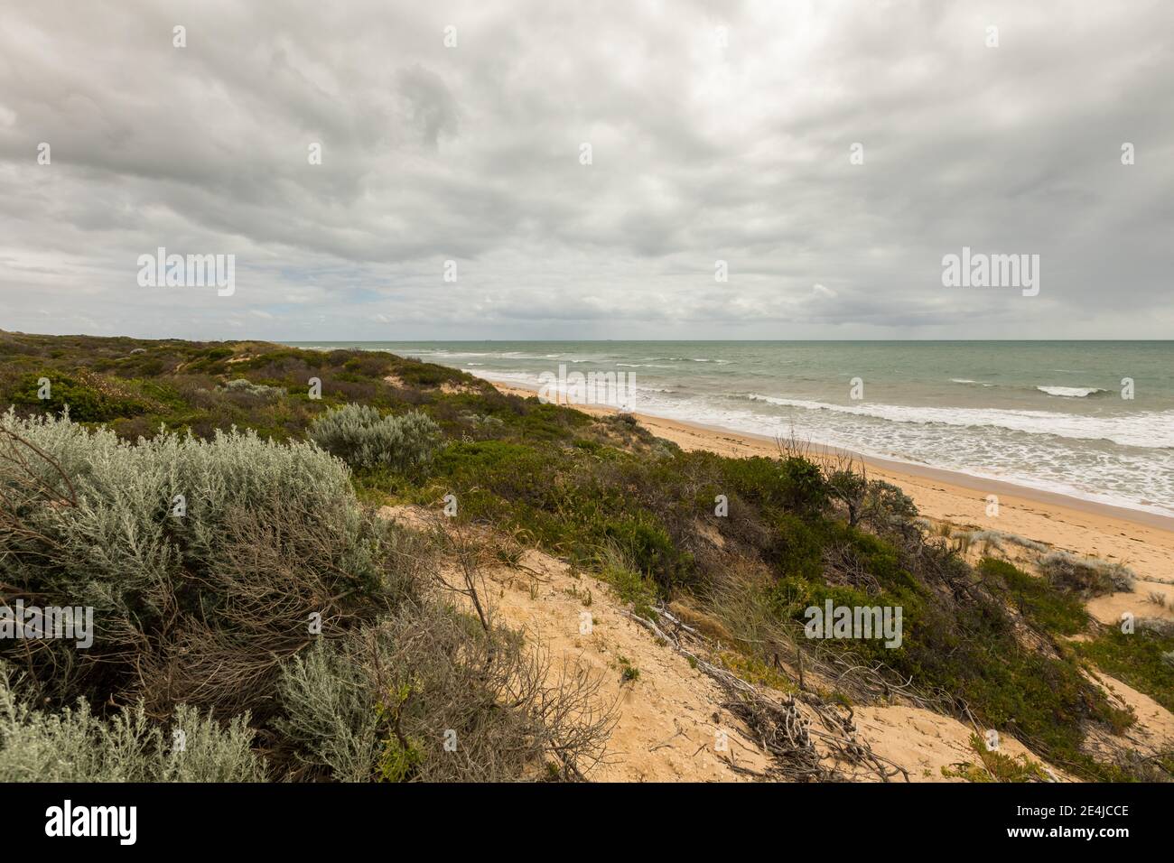 Vista sulla costa, incluse le dune che si affacciano su South Binningup, Australia occidentale Foto Stock