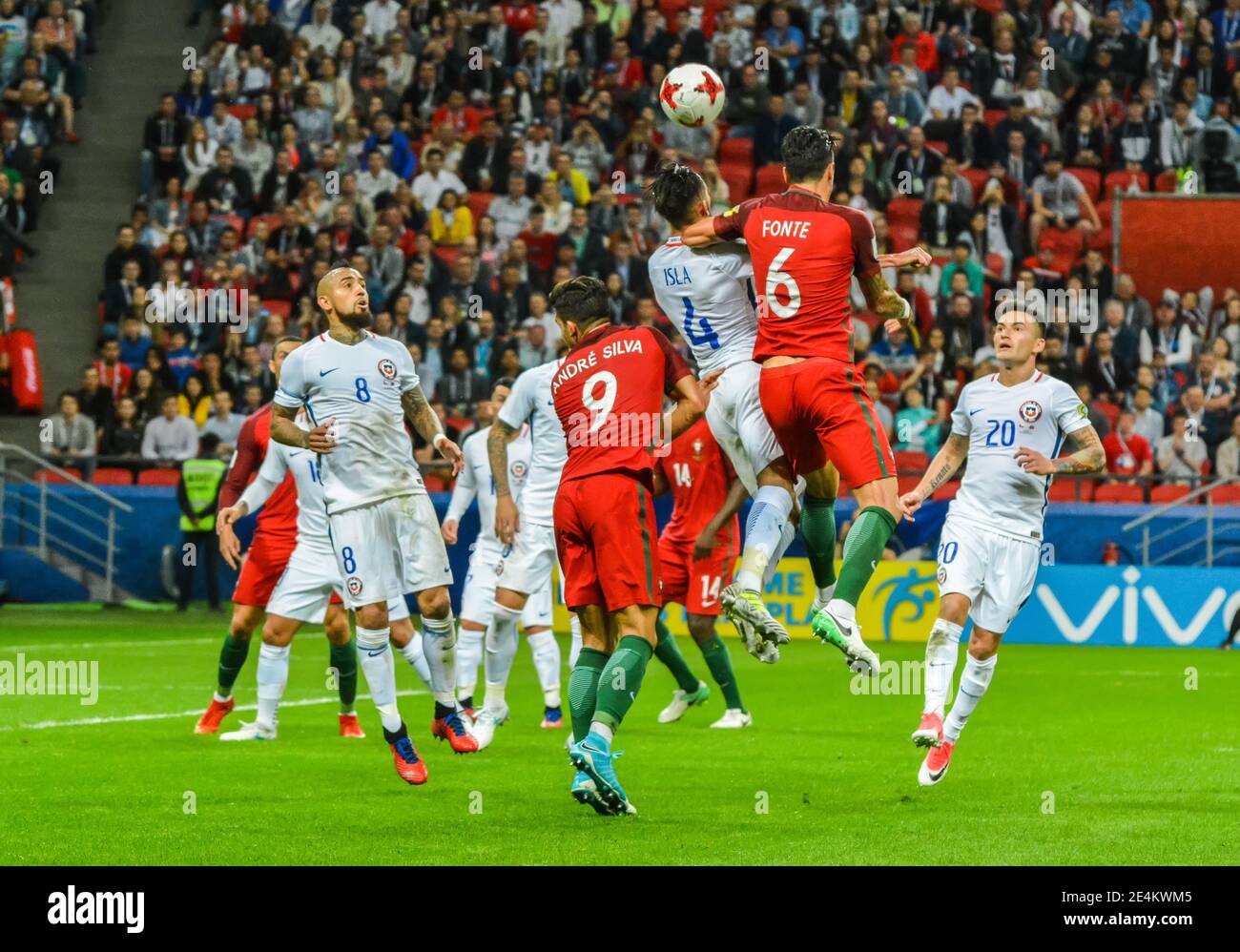 Kazan, Russia – 28 giugno 2017. Giocatori Arturo Vidal, Andre Silva, Mauricio Isla, Jose Fonte, Charles Aranguiz durante la Coppa delle Confederazioni FIFA 2017 semi Foto Stock