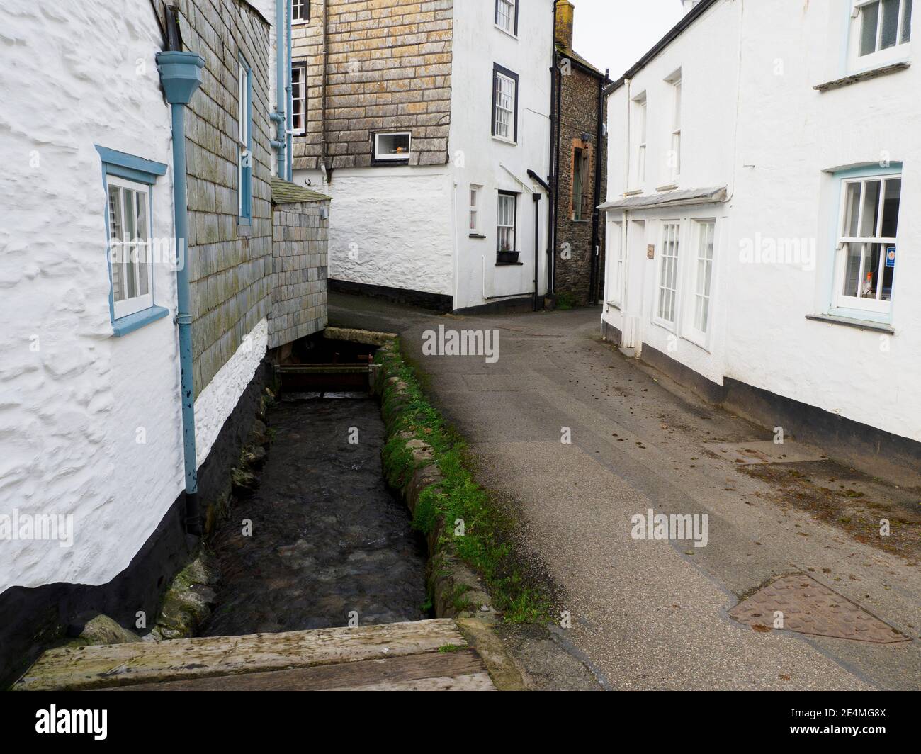 Middle Street, Port Isaac, Cornovaglia, Regno Unito Foto Stock