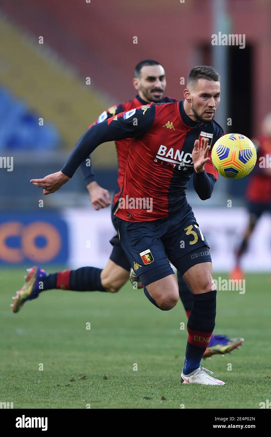 Genova, Italia. 24 gennaio 2021. Genova, Italia, Stadio Luigi Ferraris, 24 gennaio 2021, Marko Pjaca (Genova) durante Genova CFC vs Cagliari Calcio - Calcio italiano Serie A match Credit: Danilo Vigo/LPS/ZUMA Wire/Alamy Live News Foto Stock