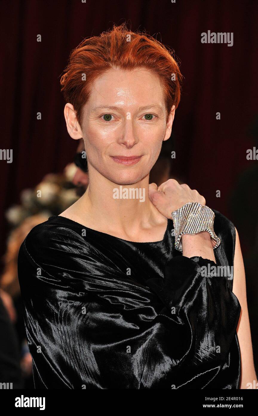 Tilda Swinton arriva agli ottanta Academy Awards, che si tengono presso il Kodak Theatre di Hollywood Boulevard a Los Angeles, California, USA il 24 febbraio 2008. Foto di Hahn-Nebinger/ABACAPRESS.COM Foto Stock