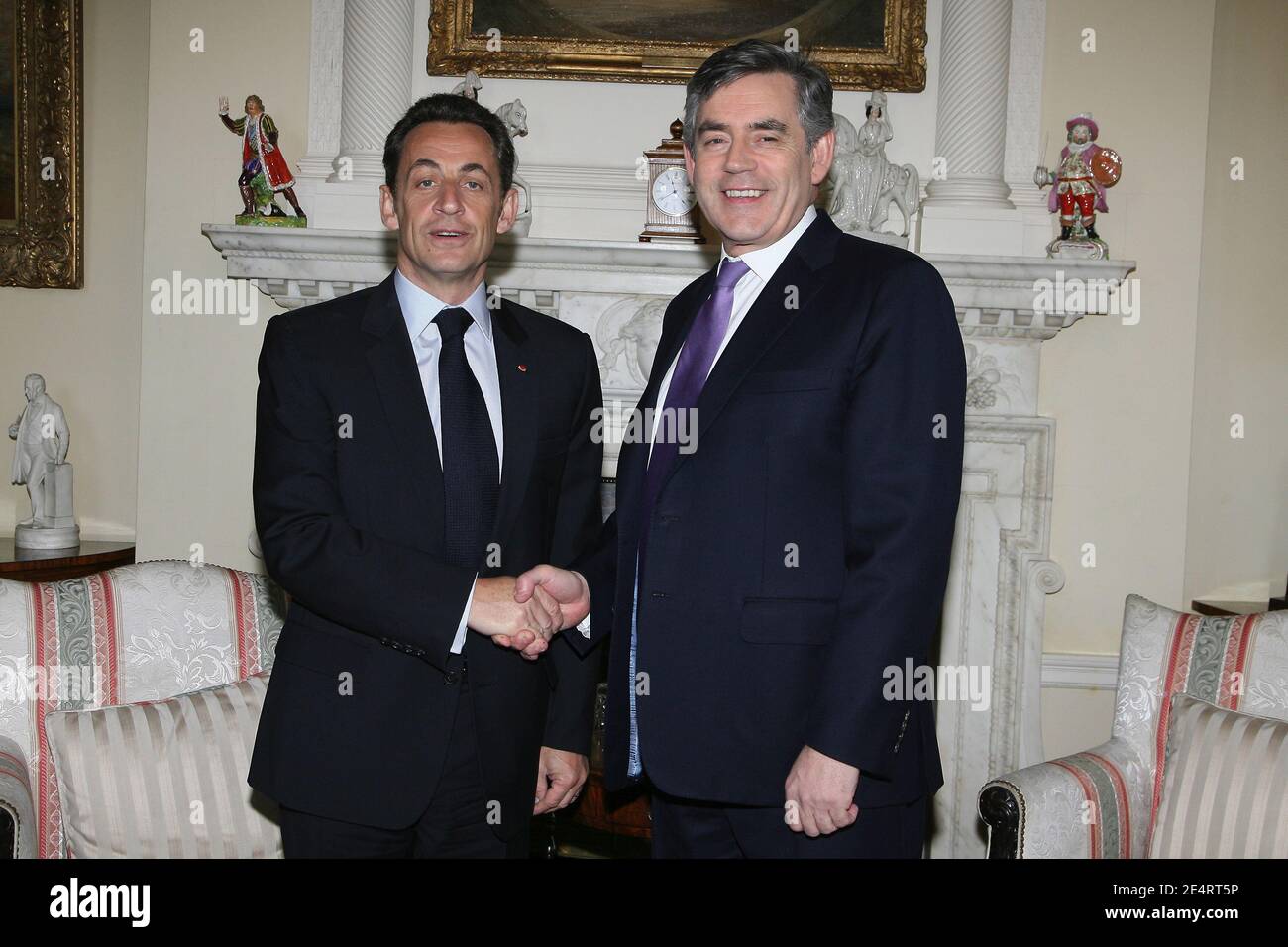 Il presidente francese Nicolas Sarkozy incontra il primo ministro britannico Gordon Brown al 10 di Downing Street a Londra, Regno Unito, il 27 marzo 2008. Foto di David Niviere/piscina/ABACAPRESS.COM Foto Stock