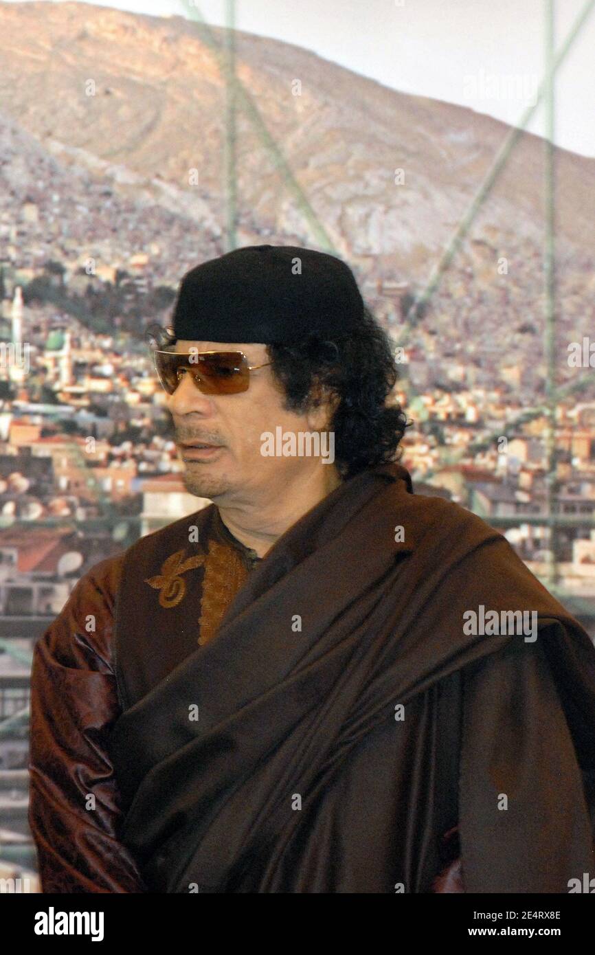 Il leader libico Muammar Gheddafi ha partecipato alla sessione inaugurale del 20° vertice dei leader della Lega araba a Damasco, in Siria, il 29 marzo 2008. Foto di Ammar Abd Rabbo/ABACAPRESS.COM Foto Stock