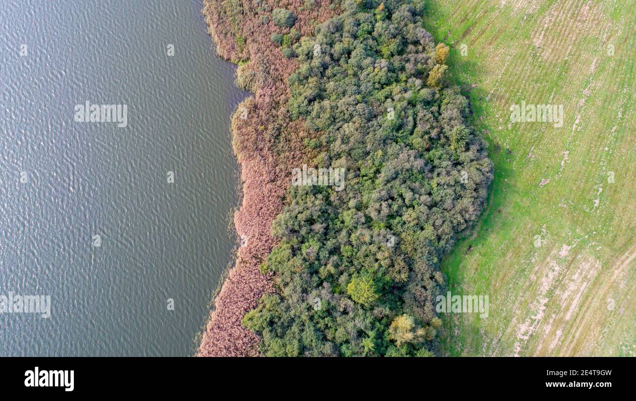 Vista aerea dei droni degli stagni di Milicz in Polonia Foto Stock