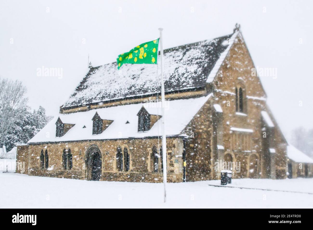 OAKHAM/RUTLAND, INGHILTERRA - 24 GENNAIO 2021: Castello di Oakham in una giornata innevata Foto Stock