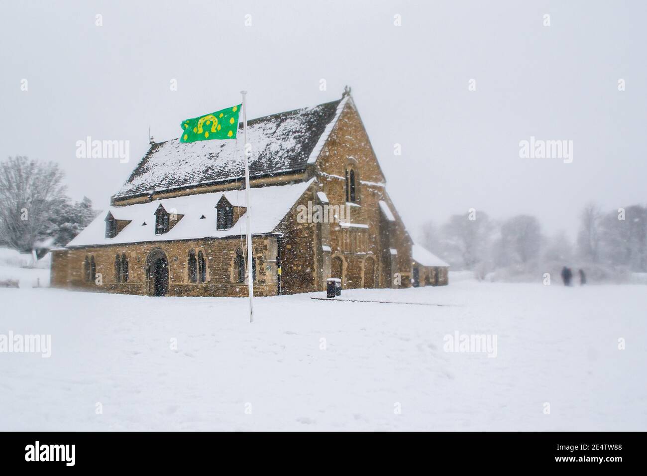OAKHAM/RUTLAND, INGHILTERRA - 24 GENNAIO 2021: Castello di Oakham in una giornata innevata Foto Stock