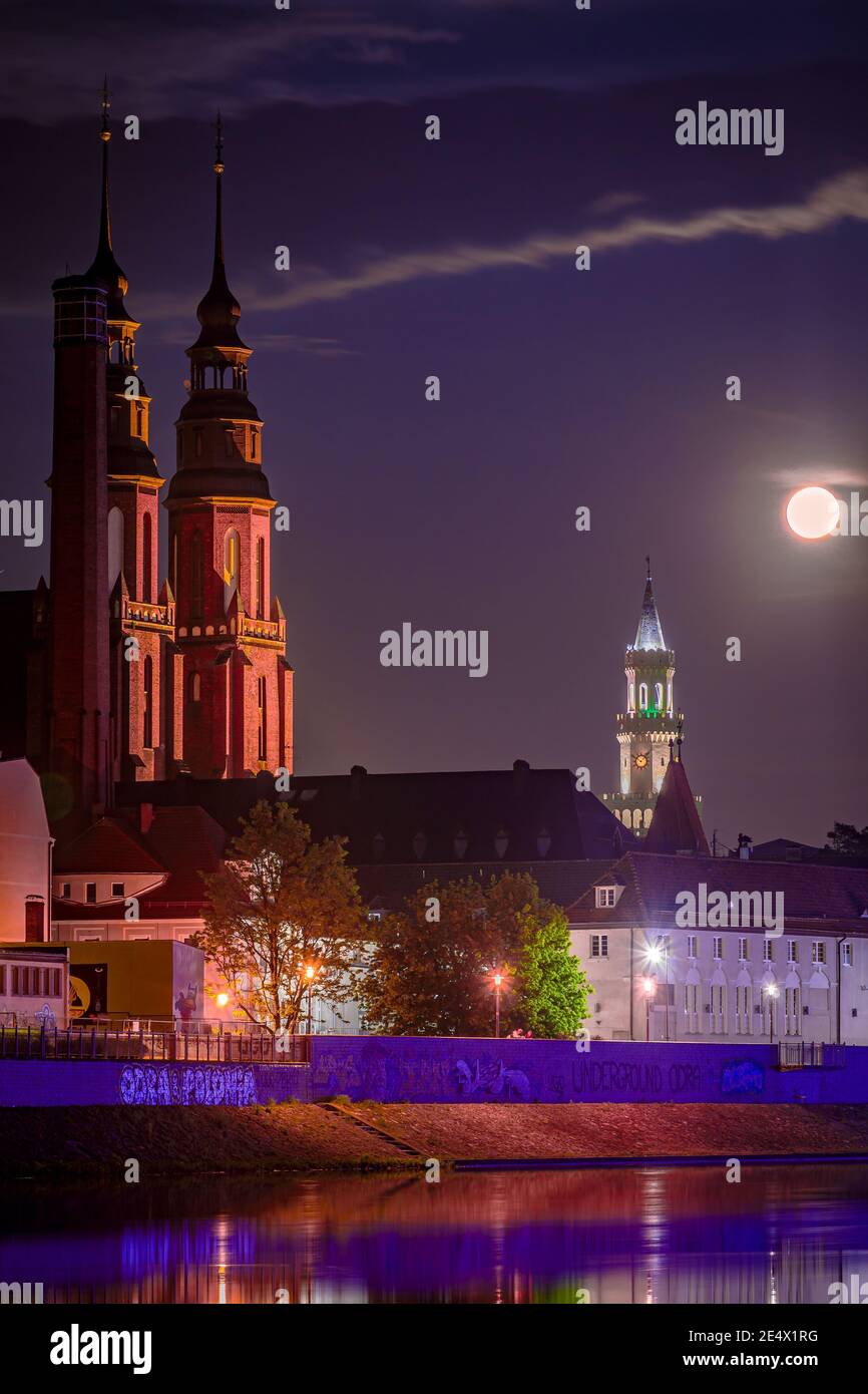 Opole città in Opolskie Voivodato con vecchi edifici del patrimonio e vista meravigliosa Foto Stock
