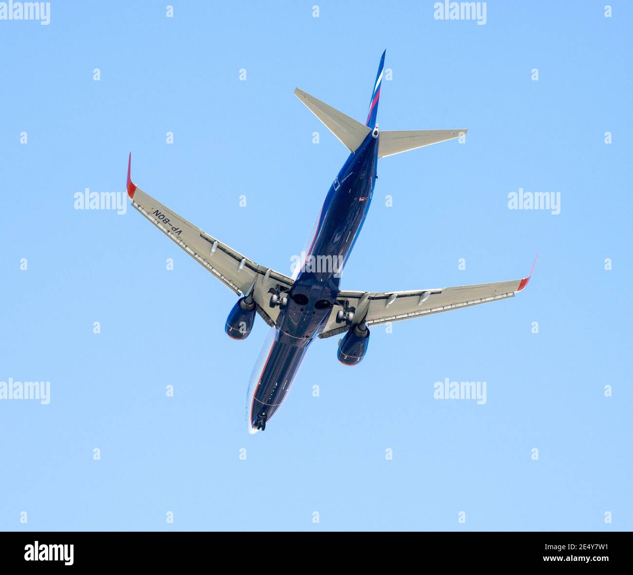 Sheremetyevo, Russia - Maggio 09. 2018. Boeing 737-800 della compagnia aerea Aeroflot in cielo Foto Stock