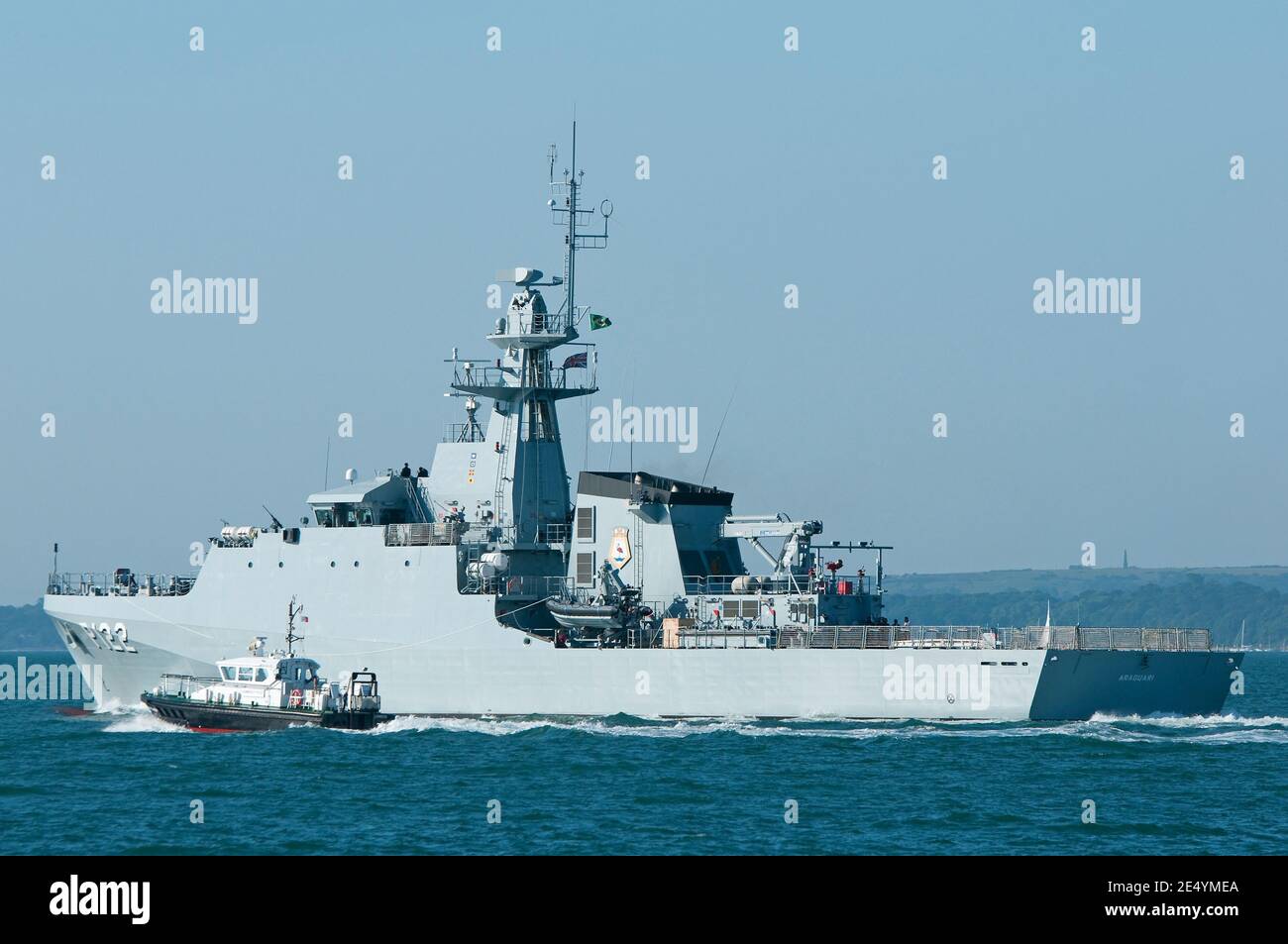La nave di pattuglia BNS Araguari (P122) della Marina brasiliana nel Solent, Regno Unito, il 1 agosto 2013. Foto Stock