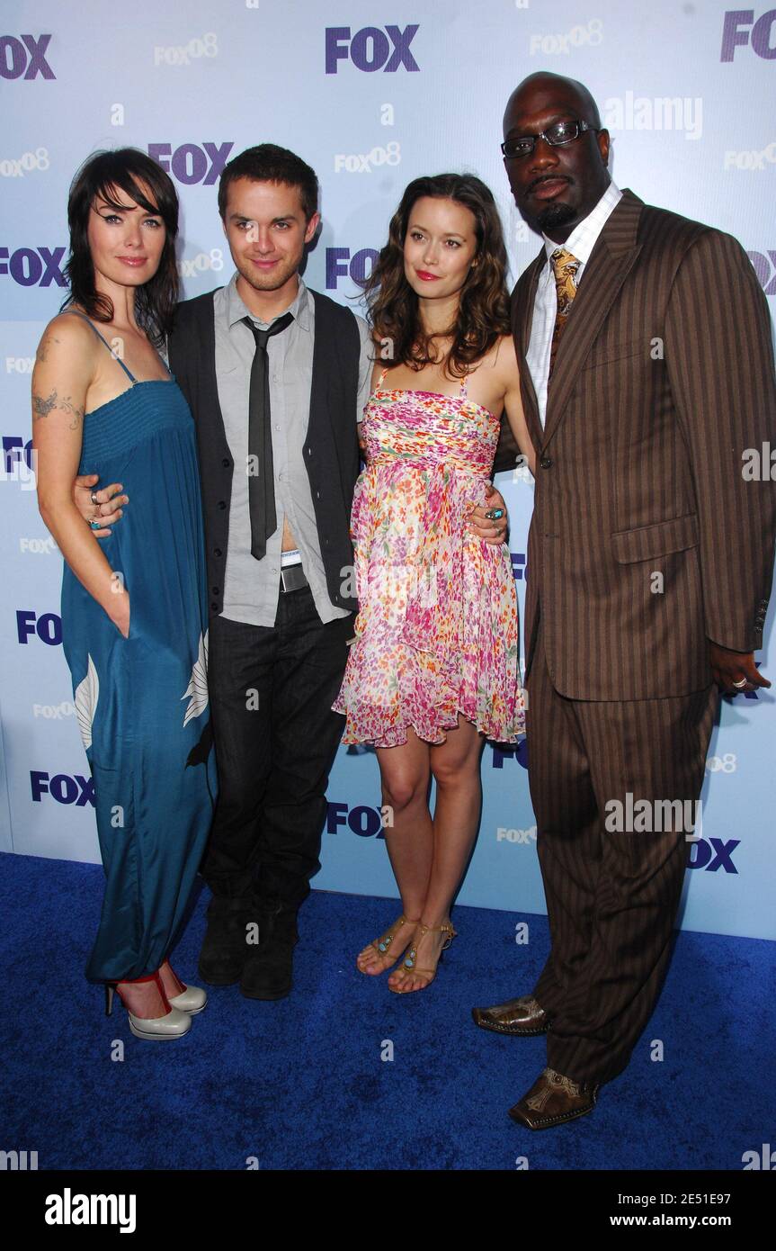 (L-R) gli attori Lena Headey, Thomas Dekker, Summer Glau e Richard T. Jones arrivano per la presentazione di programmazione Fox 2008 in Central Park come parte della settimana di upfront a New York City, NY, USA il 15 maggio 2008. Foto di Gregorio Binuya/ABACAUSA.COM Foto Stock