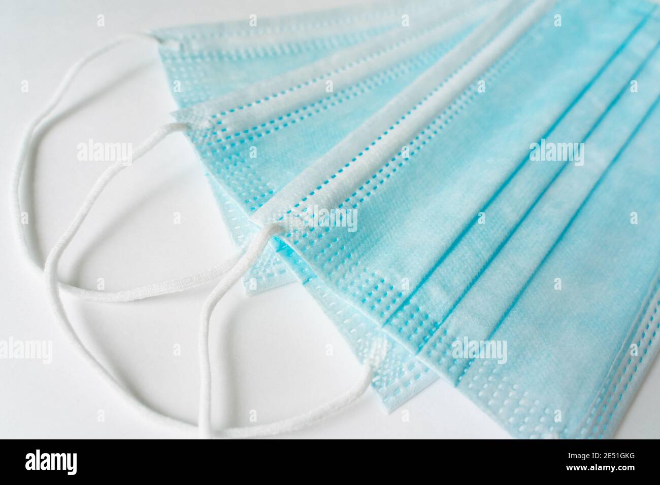 Maschera medica COVID. Maschera di sicurezza con protezione coronavirus, per il tuo design Foto Stock