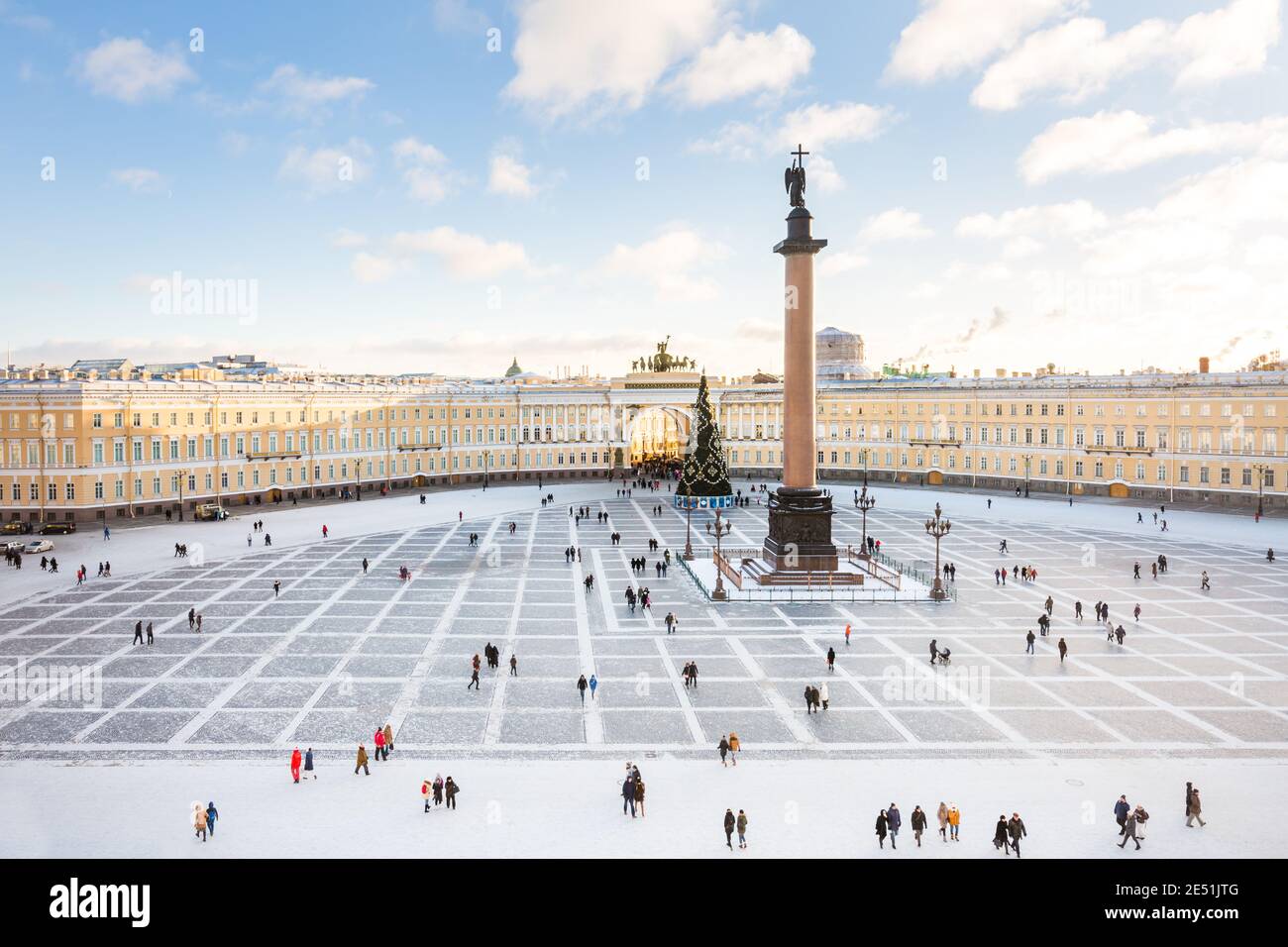 Vista grandangolare dall'alto di Piazza del Palazzo in una giorno invernale soleggiato Foto Stock