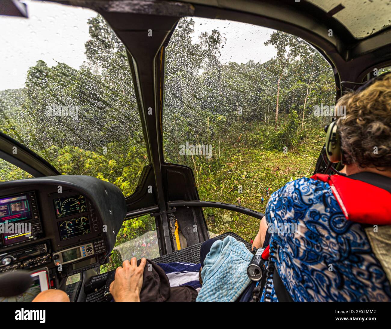 Elicottero a Bougainville Jungle, Papua Nuova Guinea Foto Stock