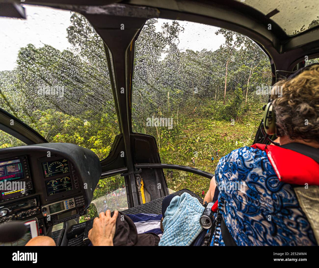 Elicottero a Bougainville Jungle, Papua Nuova Guinea Foto Stock